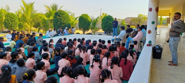 લાલપુર તાલુકાના ચારણતુંગી ગામમાં વિકસિત ભારત સંકલ્પ યાત્રાનું આયોજન કરાયું લાલપુર તાલુકાના ચારણતુંગી ગામમાં વિકસિત ભારત સંકલ્પ યાત્રાનું આયોજન કરાયું