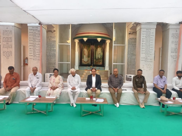 Prayers were held on the occasion of Gandhi Nirvana Day